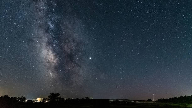 istock The Milky Way over Igo, California 1343918212