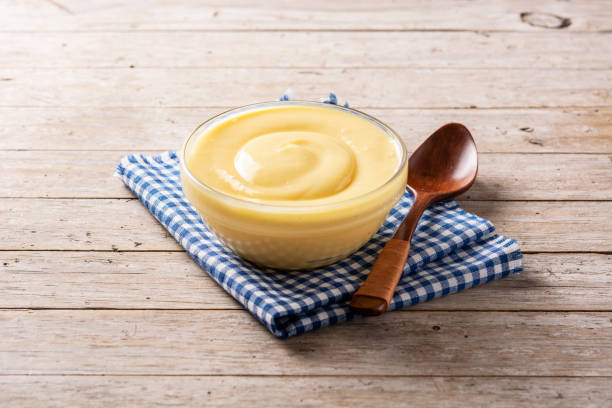 istock Pastry cream in a bowl 1344037058