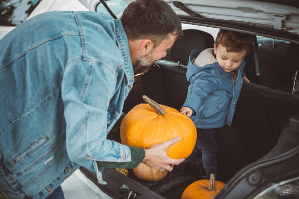 istock Halloween with toddler 1344041437