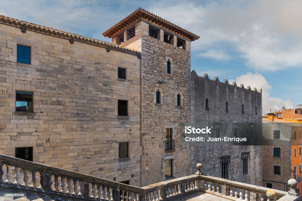 Centre historique de Gérone (Catalogne, Espagne) - Photo de Antique libre de droits