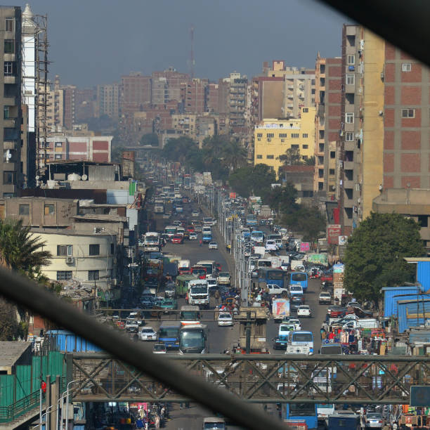 heavy traffic - tourism outdoors egypt africa imagens e fotografias de stock