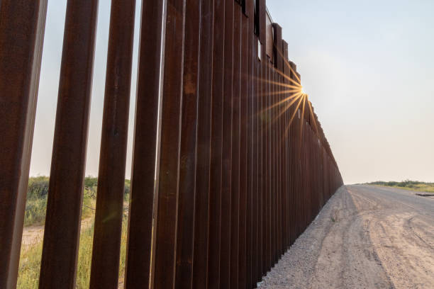 istock Image of US/Mexico Border Wall near El Paso Texas 1344175589