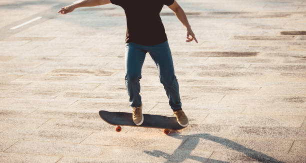 istock Skateboarder skateboarding outdoors in city 1344192538