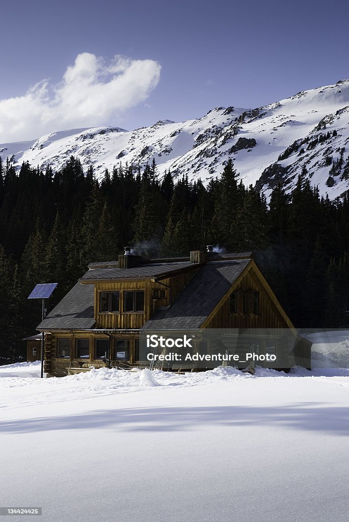 10 th Backcountry Cabana de Esqui de montanha Colorado com Montanhas - Royalty-free Colorado Foto de stock