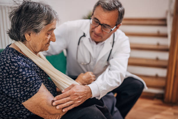 istock A doctor in a nursing home with a patient 1344268914