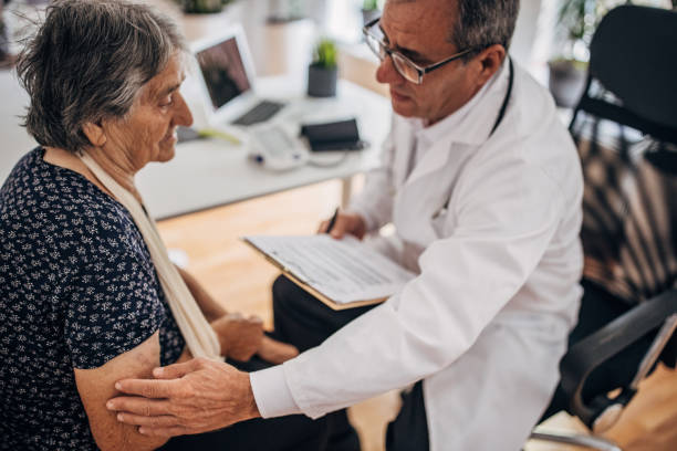 istock The doctor examines the patient 1344269687