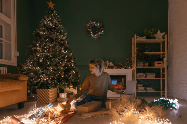 istock Wrapping my Christmas presents 1344319357