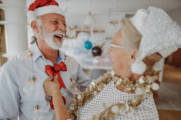 istock Couple preparing for Christmas 1344334928
