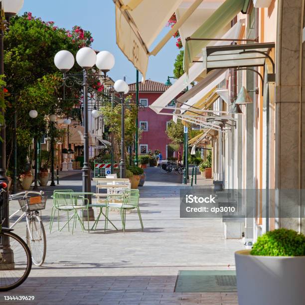 Forte Dei Marmi Lucca Italy Stock Photo - Download Image Now - Italy, Lucca, Street