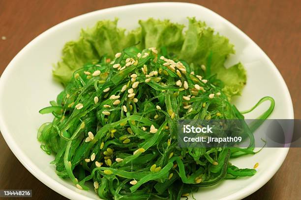 Japanischesalat Stockfoto und mehr Bilder von Abnehmen - Abnehmen, Alge, Asiatische Küche