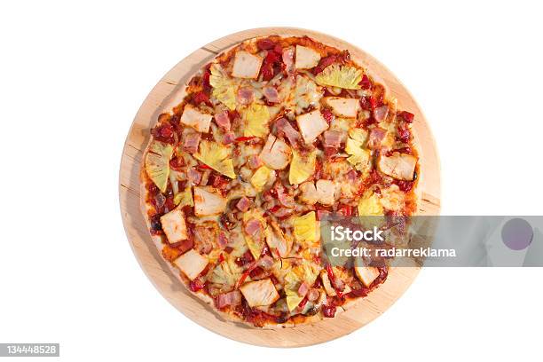 Pizza - Fotografias de stock e mais imagens de Almoço - Almoço, Ananás, Bacon