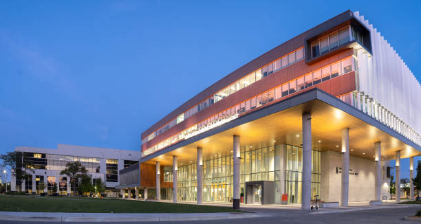 istock Windsor, Ontario City Hall - Campus Area 1344496722