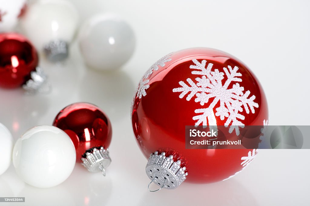 Weihnachten rot weiß - Lizenzfrei Christbaumkugel Stock-Foto