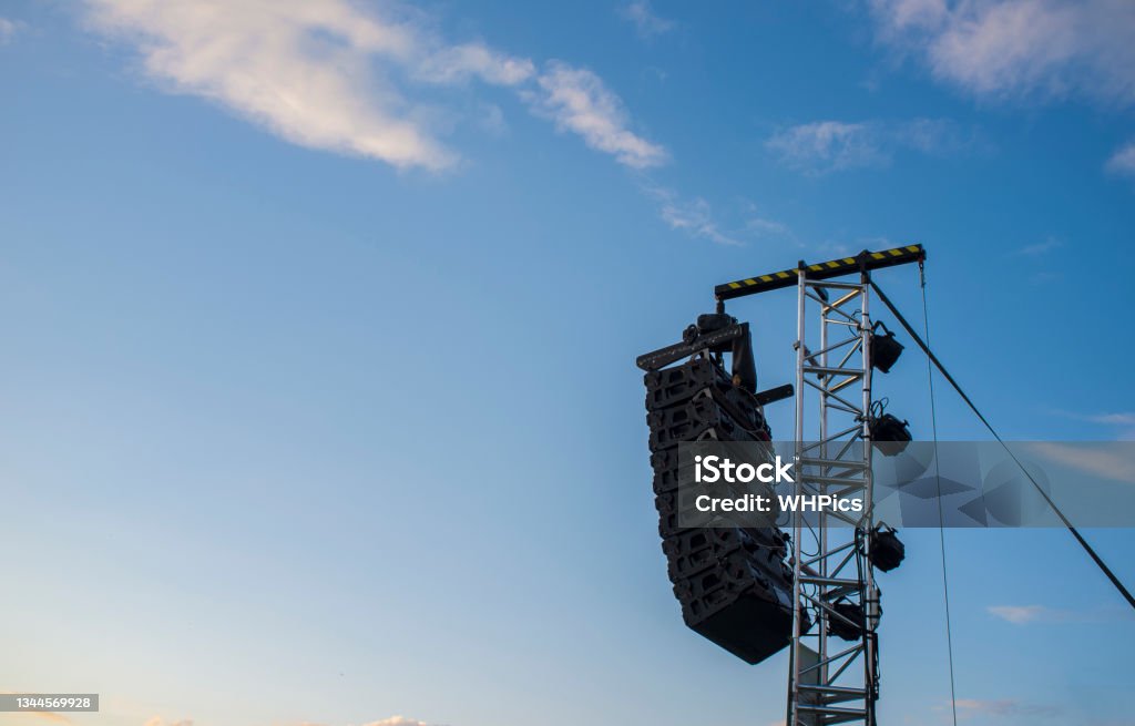 Line Array Speaker System Hanging From Pole During Daylight Performance ...