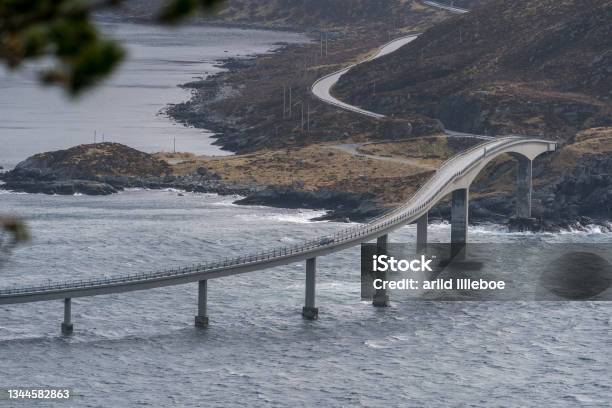 The Beautiful Runde Bridge Stock Photo - Download Image Now - Architecture, Asphalt, Bay of Water