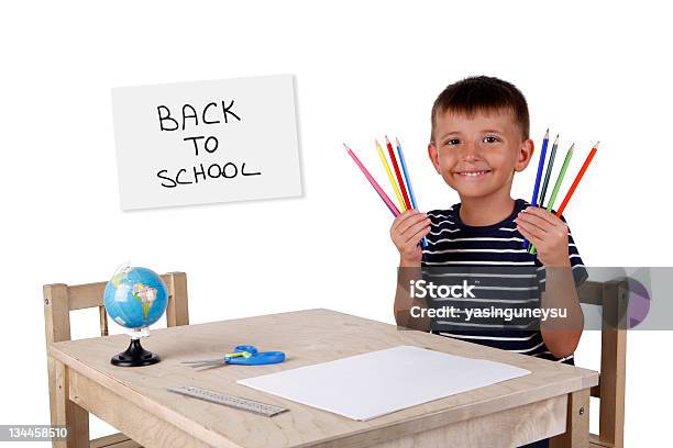 Vuelta A La Escuela Foto de stock y más banco de imágenes de 4-5 años - 4-5 años, 6-7 años, Agarrados de la mano