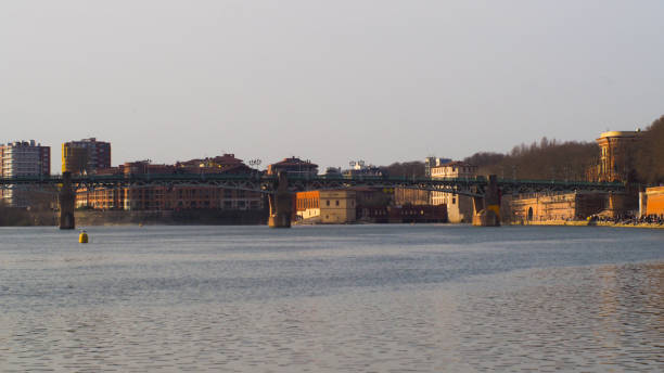istock Pont Saint-Pierre in Toulouse 1344591223