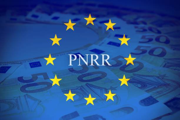 concepto pnrr - crisis european union currency europe debt fotografías e imágenes de stock