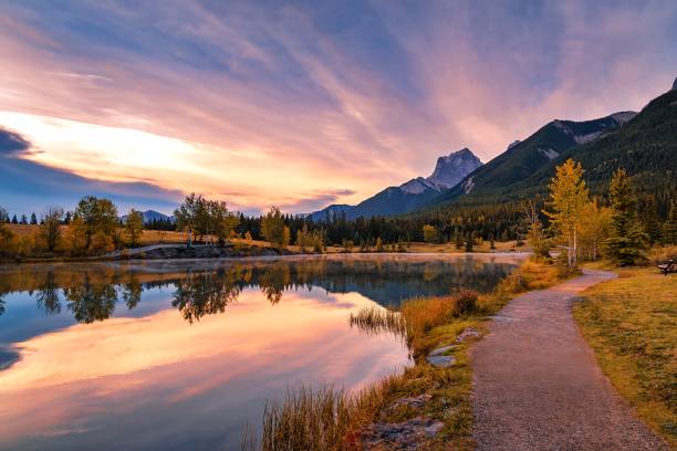 istock Fall Sunrise Over Quarry Lake Park 1344667309