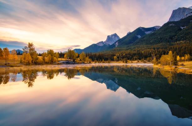 istock Fall Sunrise Over Quarry Lake Park 1344667323