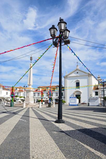 town square, vila real de santo antonio, portugal. - church summer town square streamer imagens e fotografias de stock