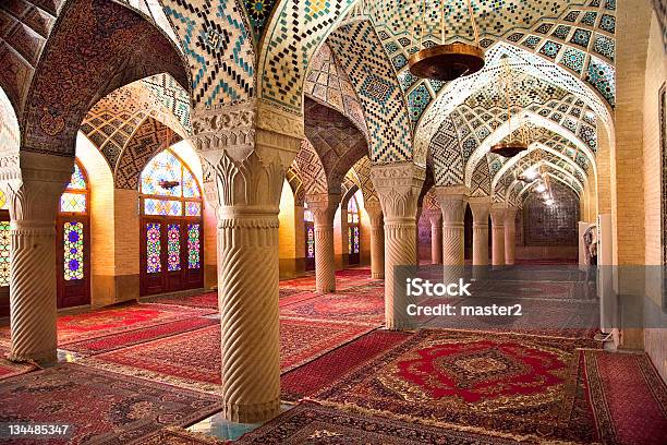 Sala De Orações Da Mesquita De Almolk Nasir Irão - Fotografias de stock e mais imagens de Arábia - Arábia, Corredor - Caraterística de Construção, Carpete