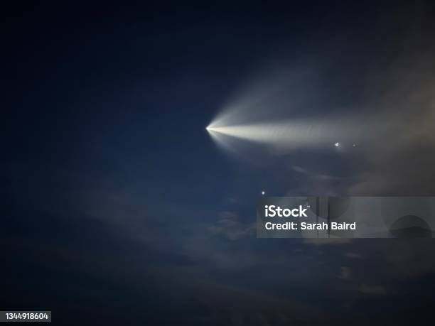 Spacex Launch From Kiawah Stock Photo - Download Image Now - Color Image, Dramatic Sky, Horizontal