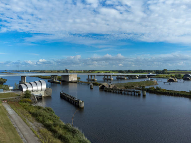 istock Inflatable rubber dam balgstuw at Ramspol seen from above 1344943760