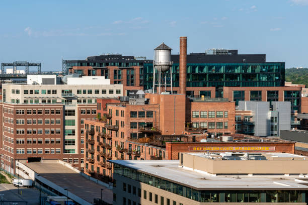 istock Denver Colorado skyline 1344987277