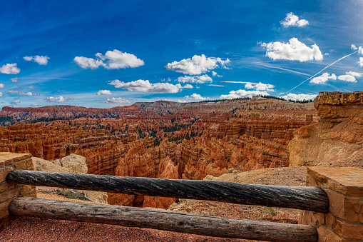 Walking along the rim of the Bryce Ampitheater provides you with multiple different views of the canyon and the Hoo Doos