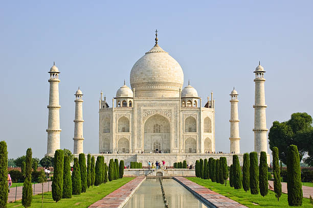 istock Taj Mahal in Agra, India 134503877