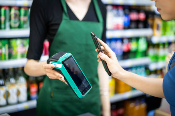 istock Use your phone to make contactless payments in stores 1345041014