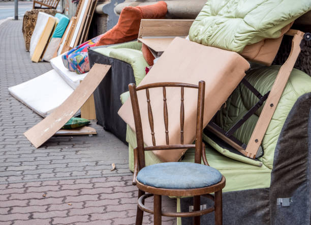istock Household items on a street for the garbage 1345104174