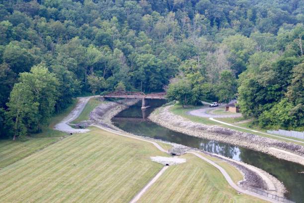 istock Creek in the Valley 1345151722