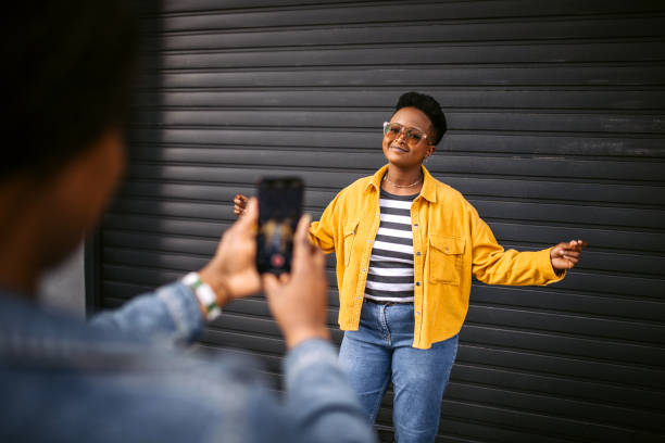 istock Dancing on the street 1345174073