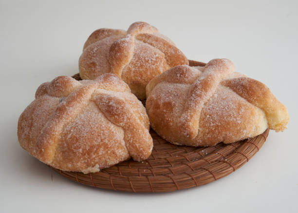 istock Tradional mexican pan de muerto 1345230654
