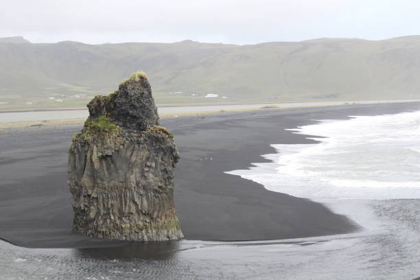 istock Reynisfjara Black Sand Beach 1345236655