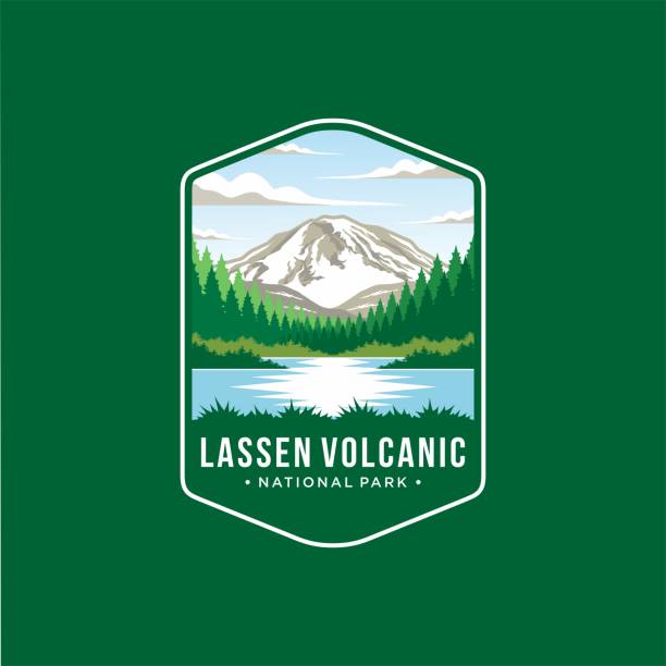 ilustrações de stock, clip art, desenhos animados e ícones de lassen volcanic national park lineart icon patch illustration - mt lassen