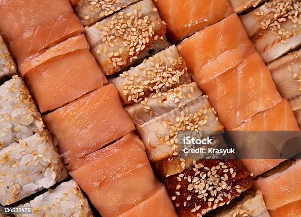 Ssushi - Fotografias de stock e mais imagens de Alimentação Saudável - Alimentação Saudável, Atum - Peixe, Carne