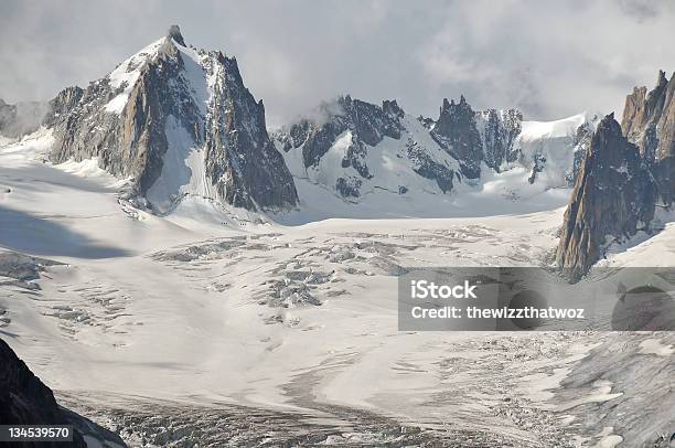 クレーシャルの風景 - モンブランのストックフォトや画像を多数ご用意 - モンブラン, バレーブランシュ, 山