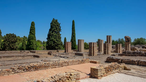 Ruins of Domus de la Exedra known as Casa de la Exedra, possibly a public building with important functions at Italica, Seville, Spain Ruins of Domus de la Exedra known as Casa de la Exedra, possibly a public building with important functions, part of the magnificent archaeological ensemble of Italica, in Santiponce, Seville, Spain. italica spain stock pictures, royalty-free photos & images