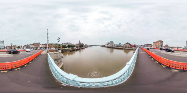 360 panoramic photo of the river yare captured from the haven bridge in the seaside resprt of great yarmouth - great yarmouth england norfolk river imagens e fotografias de stock