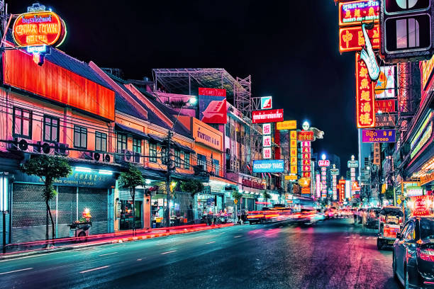 dzielnica chinatown w bangkoku - bangkok thailand asia water taxi zdjęcia i obrazy z banku zdjęć