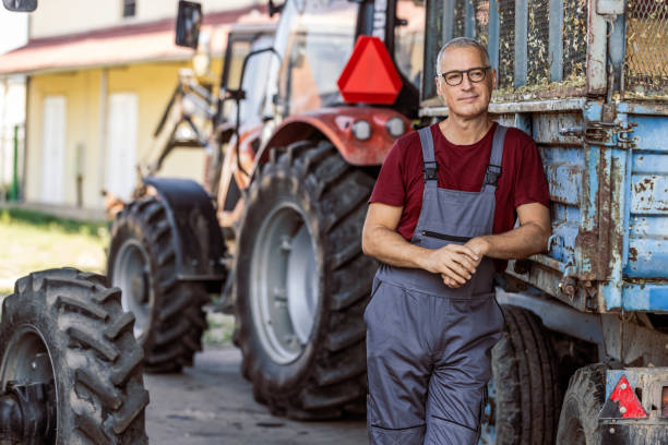 istock Harvest season, here I come 1345640364
