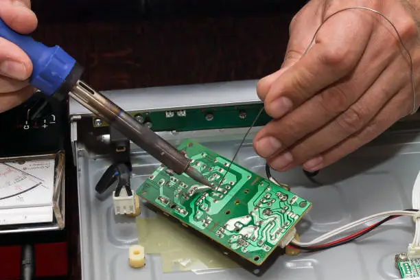 Photo of Repairing a faulty DVD player at home