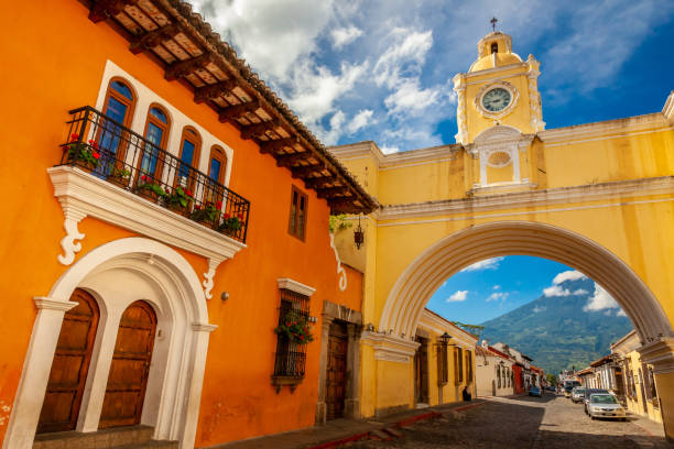 istock Santa Catalina Arc 6 1345705096