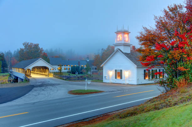 старк, нью-гэмпшир - stark new hampshire стоковые фото и изображения