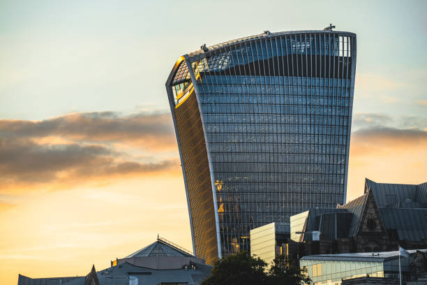 istock Office building on a clowdy afternoon 1345851562