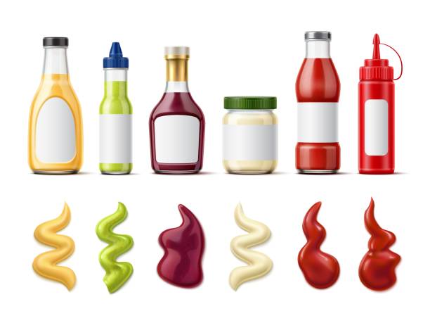 illustrations, cliparts, dessins animés et icônes de bouteille de sauce réaliste avec éclaboussures. vinaigrette. emballage en verre pour ketchup à la tomate et mayo. bbq et pots de moutarde. condiment alimentaire liquide. conteneurs vectoriels avec étiquettes vierges - mustard bottle sauces condiment