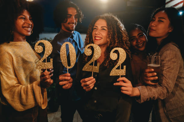istock Happy new year 2022 with friends 1345968817